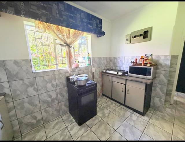 3 BEDROOM HOUSE FOR SALE IN VANDERBIJLPARK CW 5